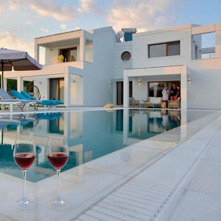 Sunlight Eros Villa Áfra Екстериор снимка