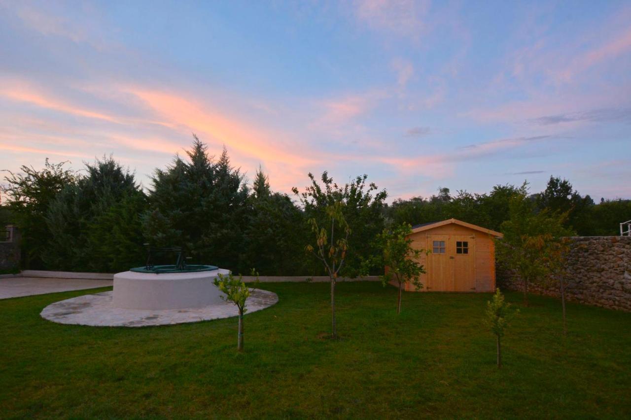 Sunlight Eros Villa Áfra Екстериор снимка