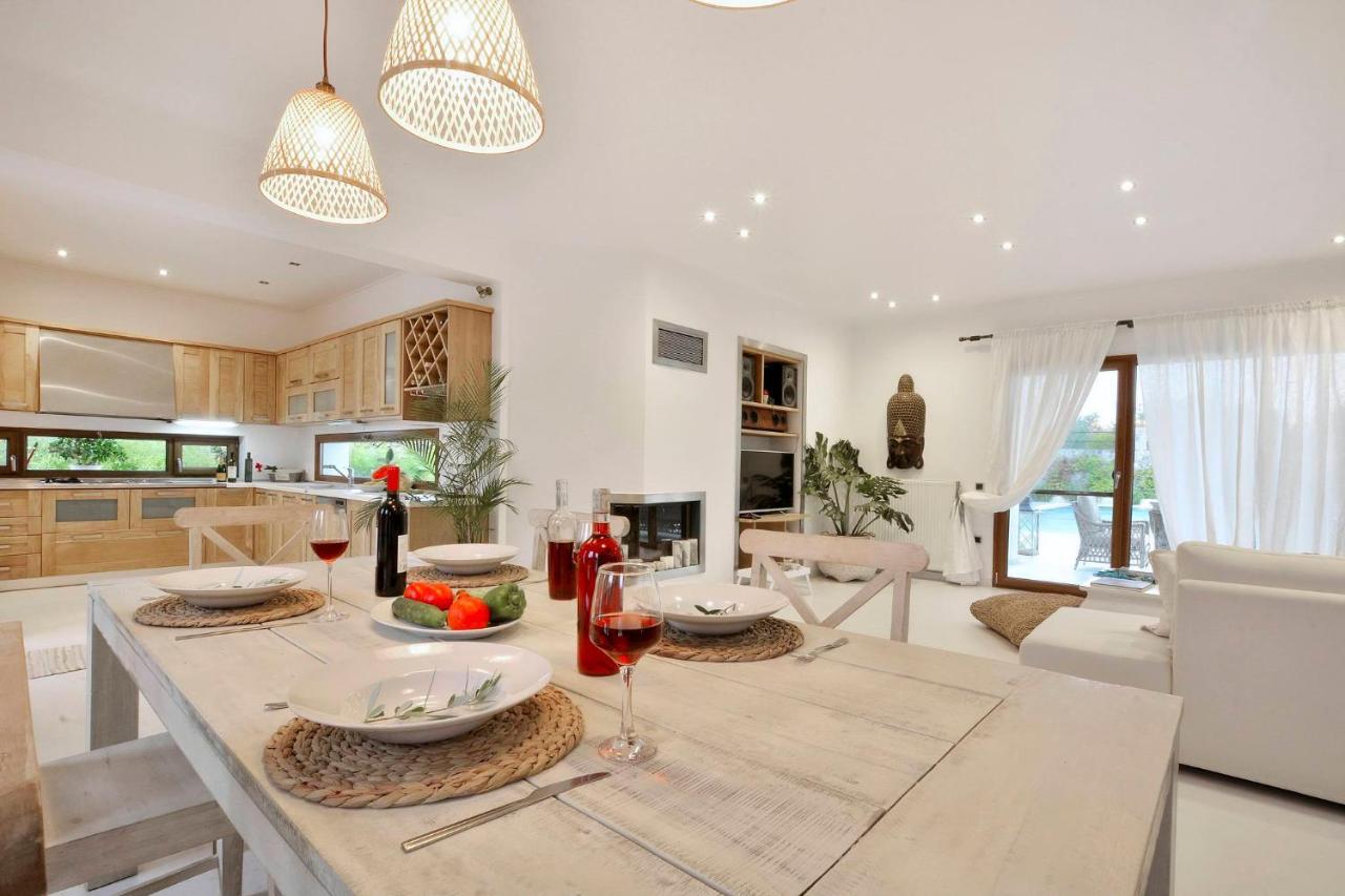 Sunlight Eros Villa Áfra Екстериор снимка