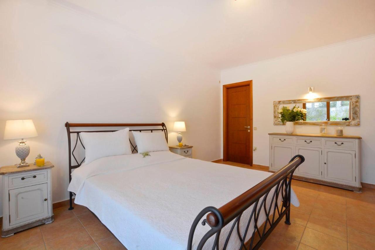 Sunlight Eros Villa Áfra Екстериор снимка