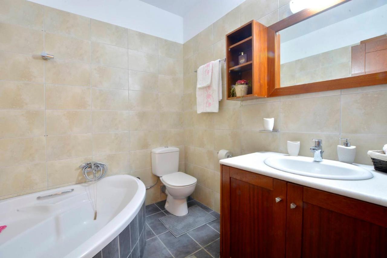 Sunlight Eros Villa Áfra Екстериор снимка